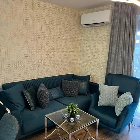 Diamond Lux 3 Apartment